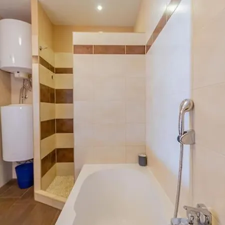 Synagogue Loft 3br Free Parking Apartamento *