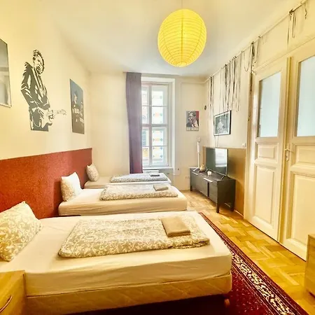 Synagogue Loft 3br Free Parking Lägenhet *