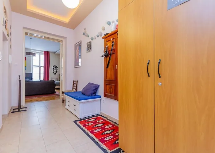 Daire Synagogue Loft 3br Free Parking Budapeşte