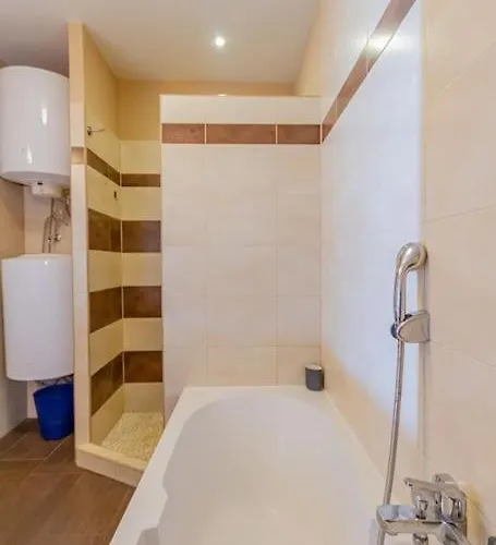 Synagogue Loft 3br Free Parking Daire *