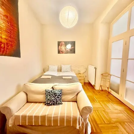 Apartmán Synagogue Loft 3br Free Parking