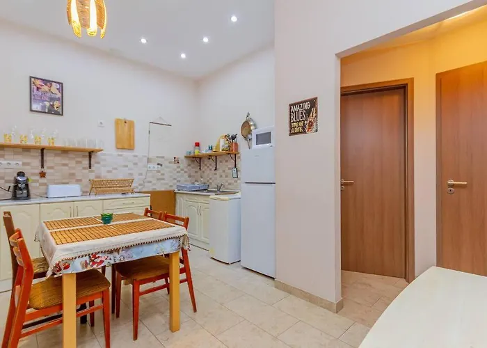 Synagogue Loft 3br Free Parking * Budapest